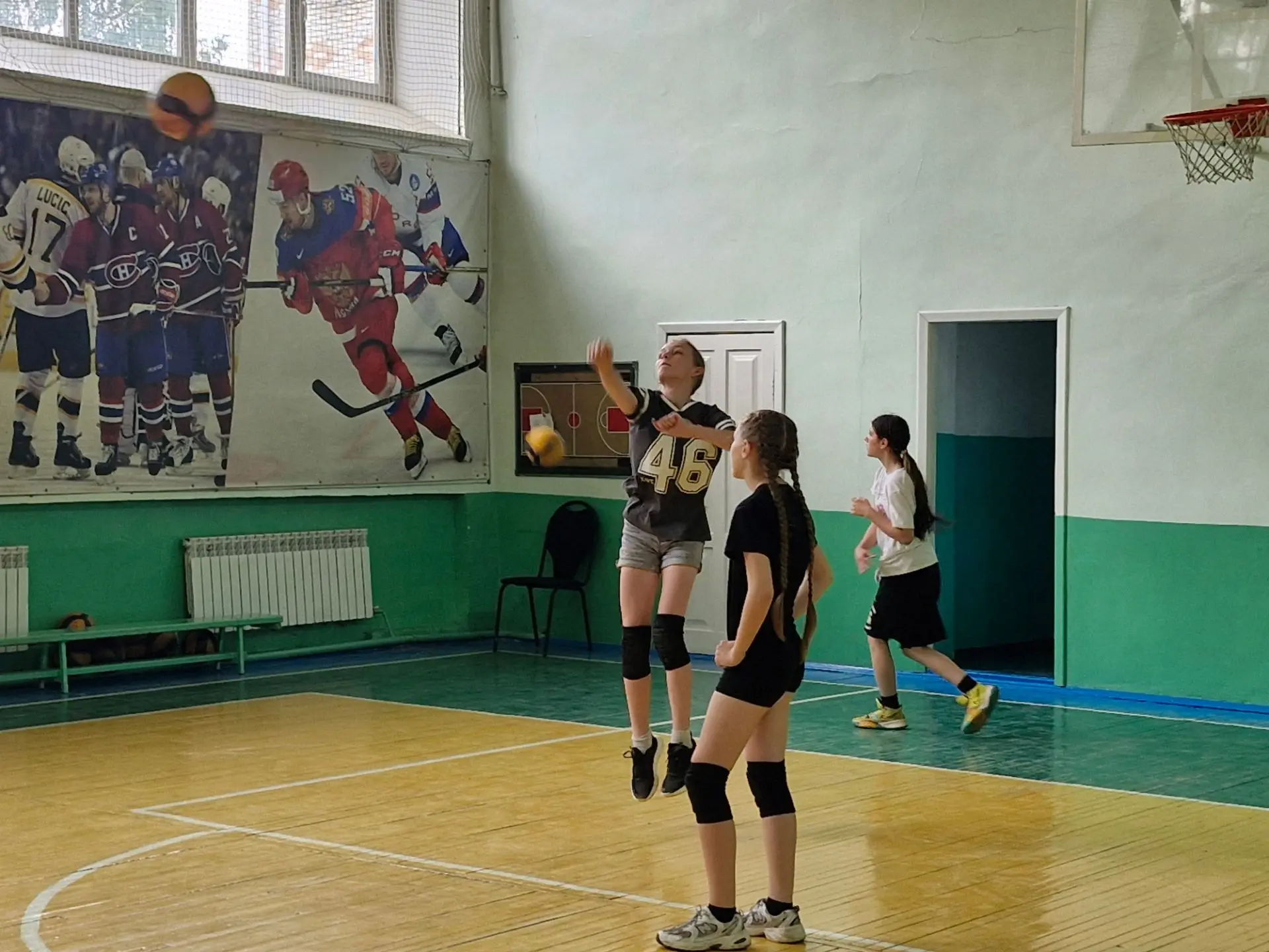 Спортивное лето в нашем лагере 🏕️🏀⚽

Летом в нашем лагере проходит программа "Школа чемпионов " ⭐�