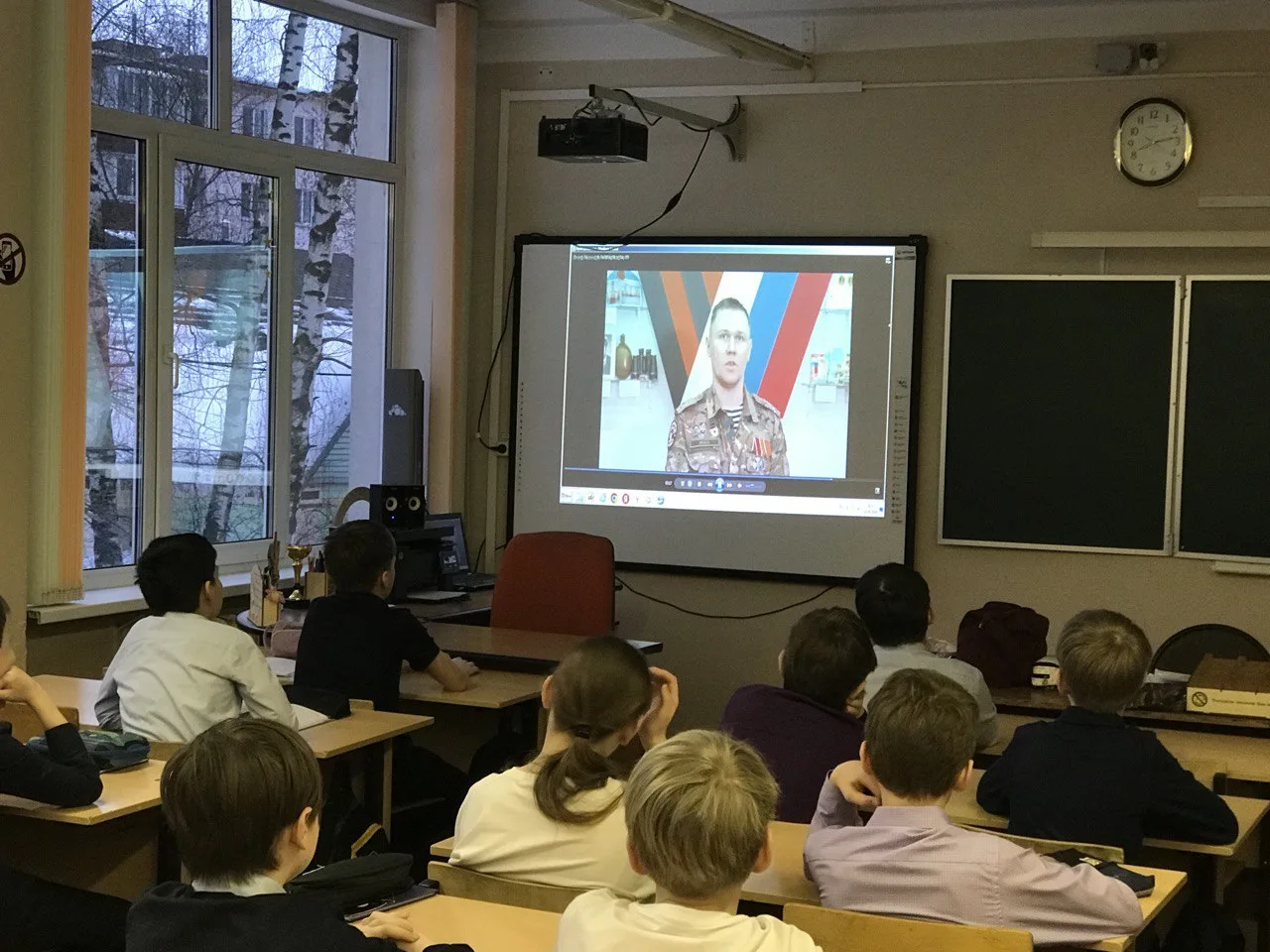 🇷🇺  16 февраля, в преддверии Дня защитника Отечества, прошло традиционное занятие «Разговоры о важно