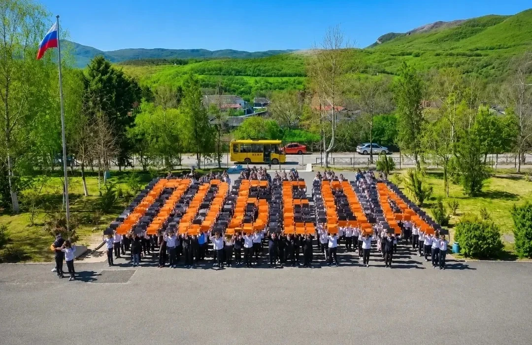 В крымских школах воспитываются настоящие патриоты России, которые с гордостью хранят п...