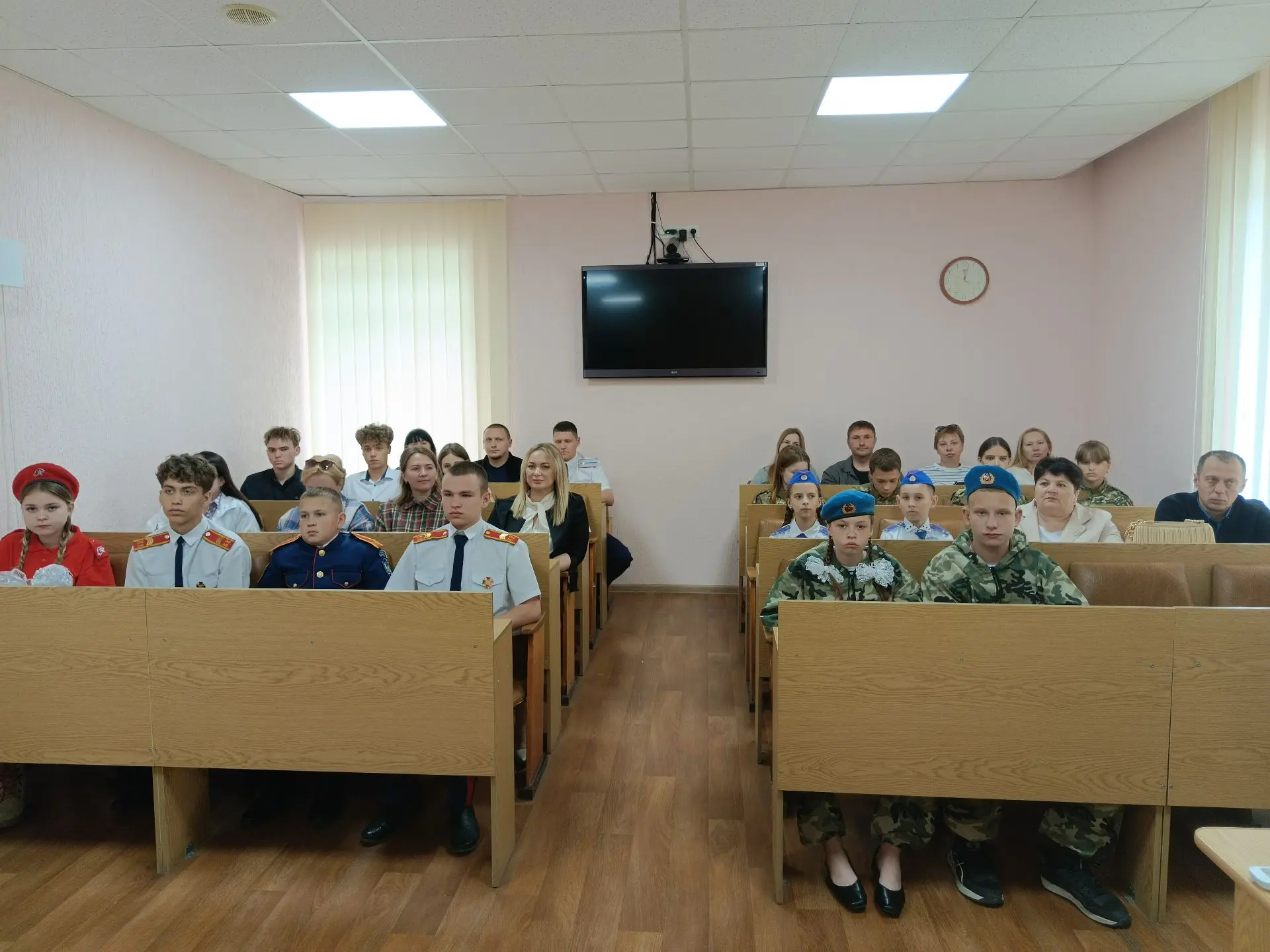 В Ровеньках поздравили победителей муниципального этапа Всероссийской военно-патриотиче...