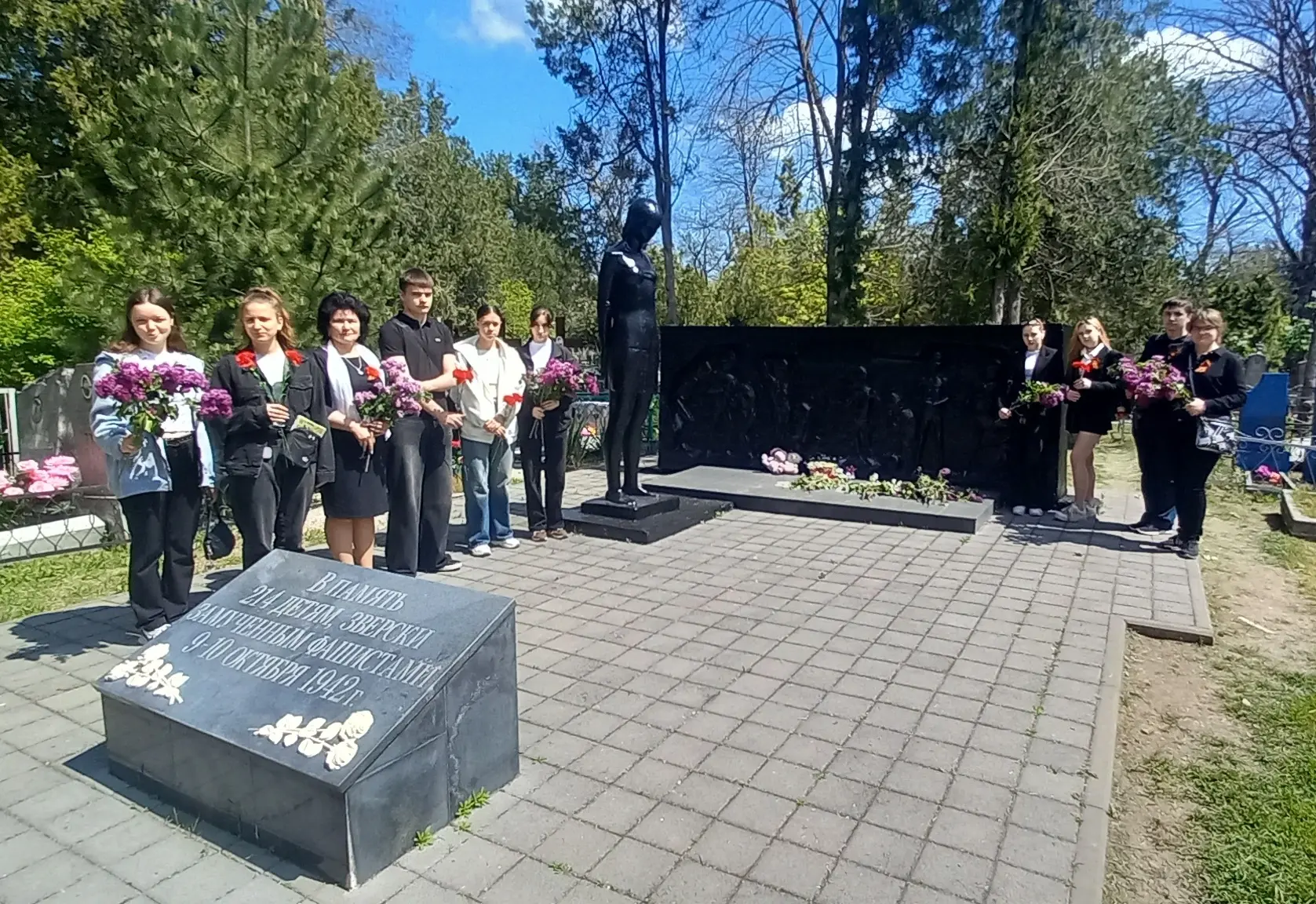 🕊 В преддверии Дня Победы студенты отделения профессиональных технологий Ейского полипрофильного кол