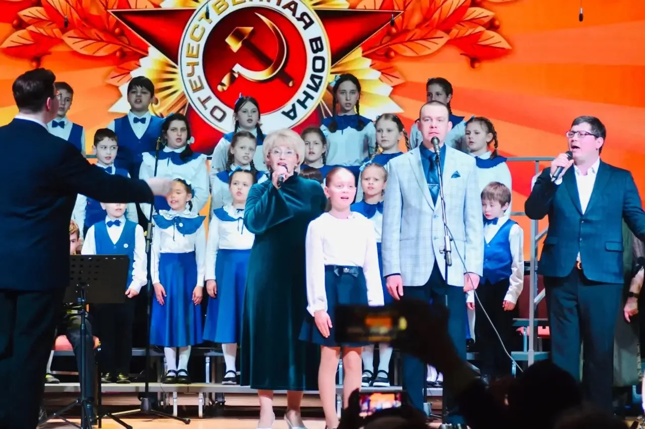 🎖️"Песни Великой Победы!"  Гастроли. Приозерск.   С успехом прошёл концерт в рамках насыщенной поезд