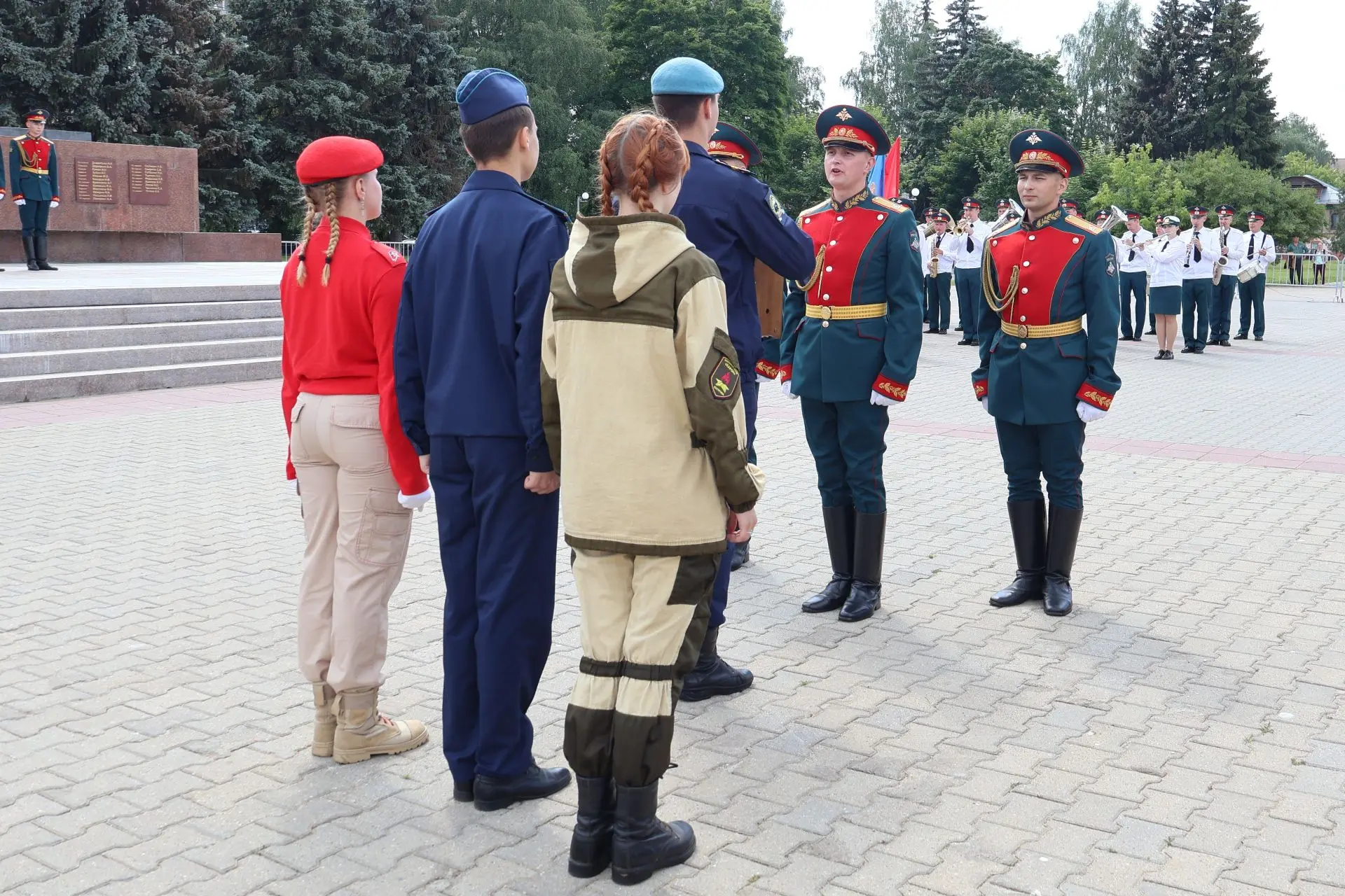 #ПатриотНовости

Сегодня на площади Мира состоялось торжественное мероприятие, посвящённое 85-й годо