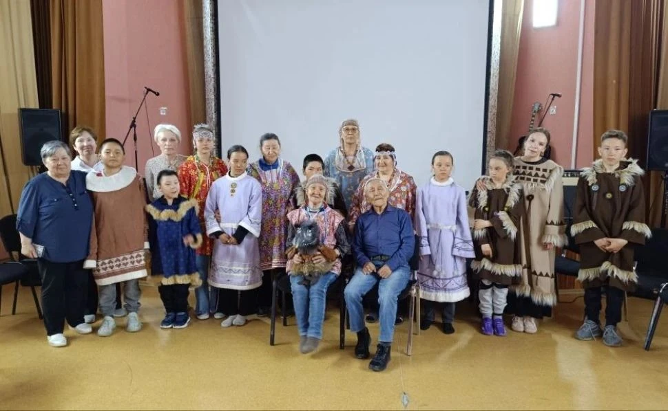 Сказки современной Чукотки

👏 В Доме культуры с. Хатырка был организован тематический час с гостями