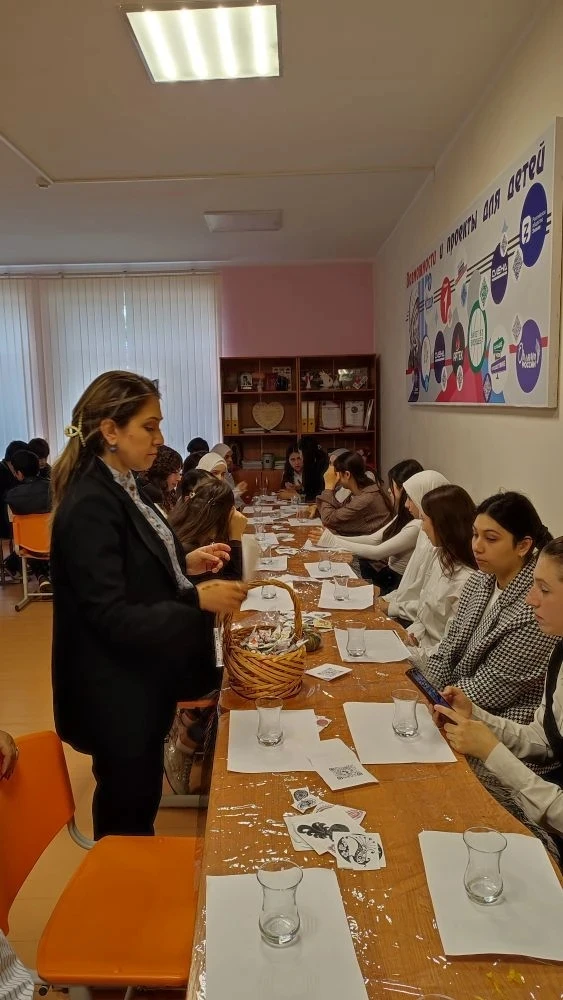 🏫19 мая  в Белиджинской гимназии,  в рамках проекта «Пушкинская карта» прошёл мастер-к...