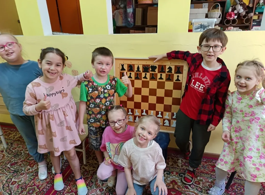 ♟ Шах и мат!

Юные гроссмейстеры из старшей, подготовительной к школе групп и группы компенсирующей 