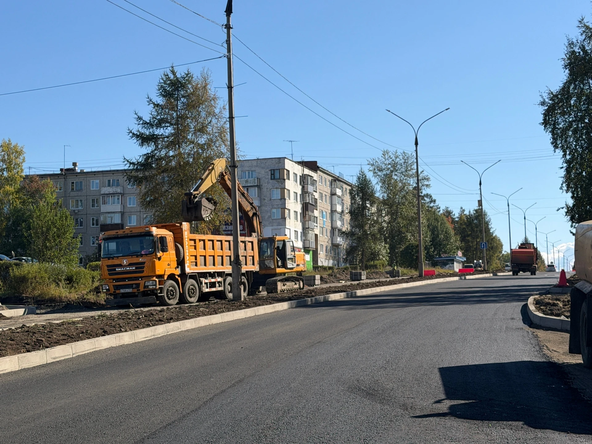 В Усть-Илимске продолжаются работы в рамках транспортного каркаса Иркутской области на ...