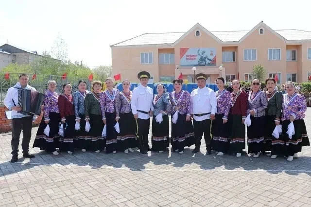 Народный вокальный ансамбль "Гармония"  прибыл на ежегодный краевой фестиваль-конкурс «...