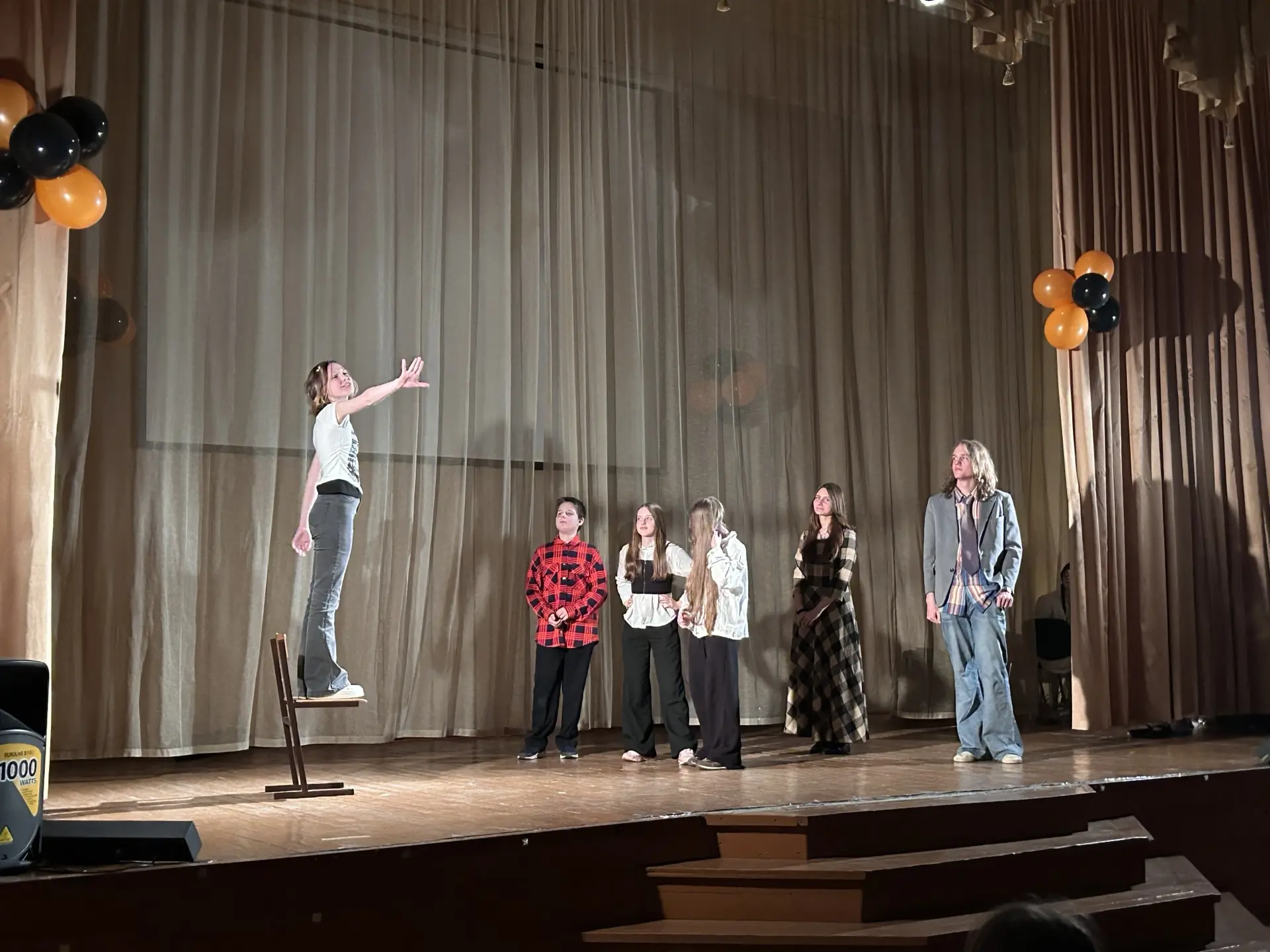 Премьера спектакля  🎭 Ребята из нашей студии «Школьный театр» под руководством Муранова Константина 