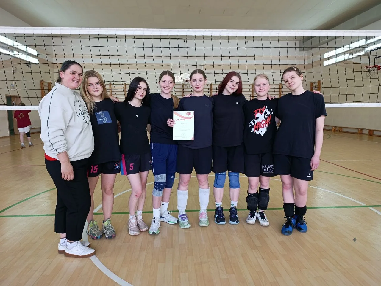🏆Женская команда "Тайфун" - победители районного турнира по волейболу 🏐  🗓️16 апреля завершился турн
