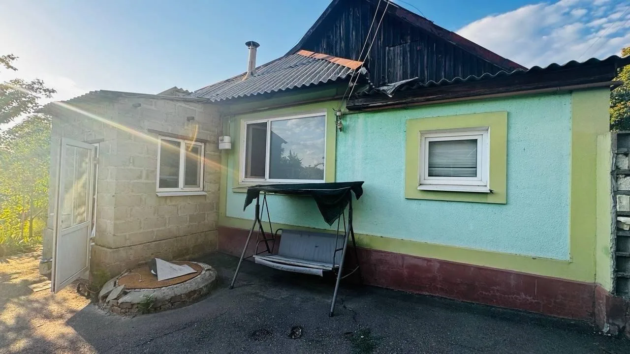 🟣🟡Продается жилой дом🟡🟣
г.Луганск, улица Шелгунова, р-н Ремик, общей площадью 75 м2, постройка к