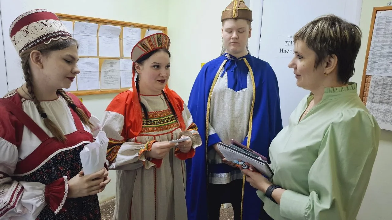 📖День Истории: Путешествие во Времени под Звуки "Олова" и "Алисы"!