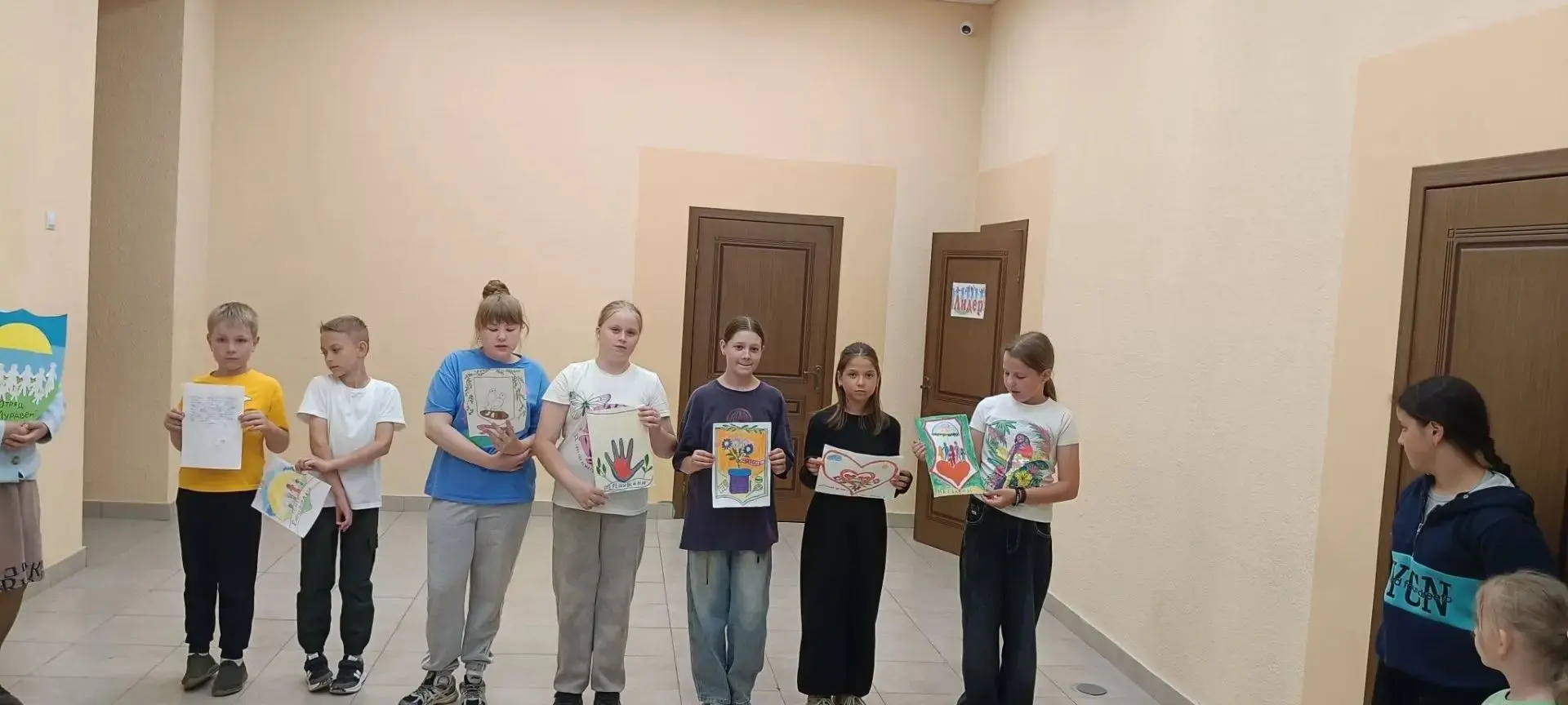 День 12 в «РОСТКЕ»: День семьи ❤️🏠
16 июня в лагере с дневным пребыванием детей «Росток» прошёл тёп