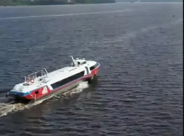 Скоростное судно "Восход" вновь пойдет по маршруту Пермь-Сарапул с 11 сентября.