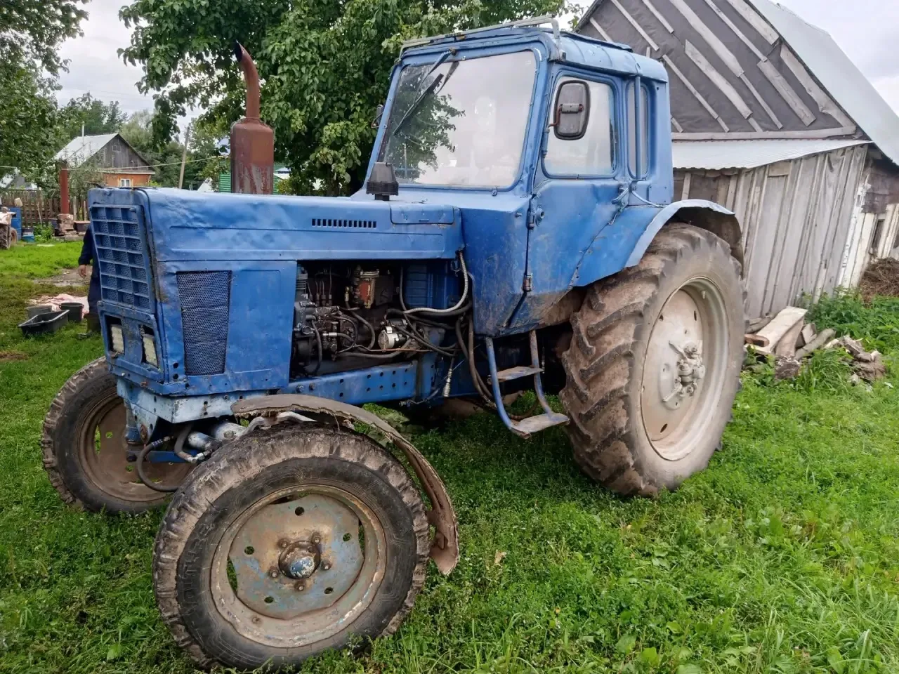 Продам МТЗ 80 хорошо состояние с косилкой, все вопросы по телефону:89875880657