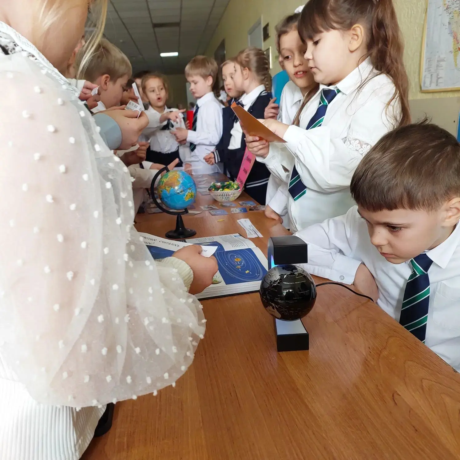 📌 🎓✨Сегодня, 9 февраля 2026 года, в нашей школе состоялось невероятное мероприятие — "День российско
