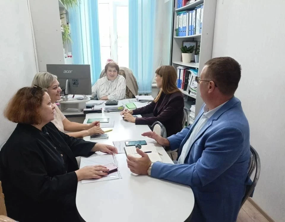 💼 Рынок труда: поддерживаем работодателей и помогаем жителям района