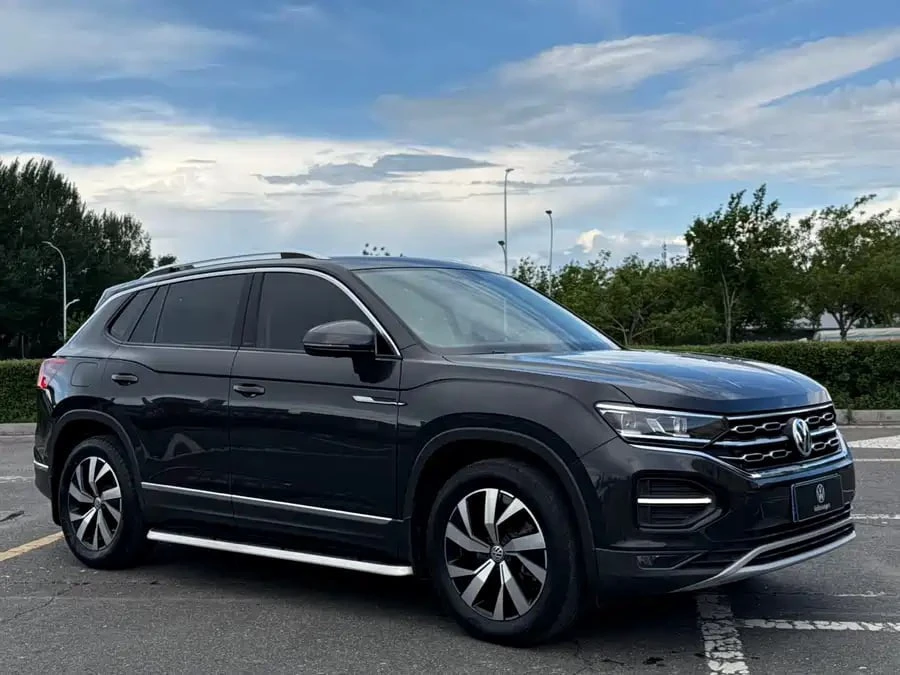 🇨🇳АВТОМОБИЛЬ В ПРОДАЖЕ В КИТАЕ

Volkswagen Tayron 
2022 
Двигатель: 1.4 150 л.с 
Передний привод
П