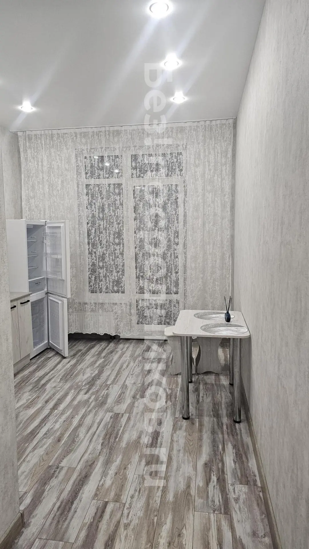 Сдам без посредников: 1-комнатная квартира, 37м² Цена: 37000 Адрес: Барнаул, Железнодорожный р-н, пр
