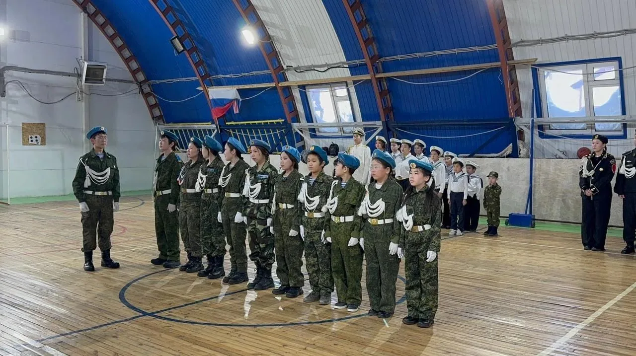Патриотическое мероприятие "Смотр строя и песни"
