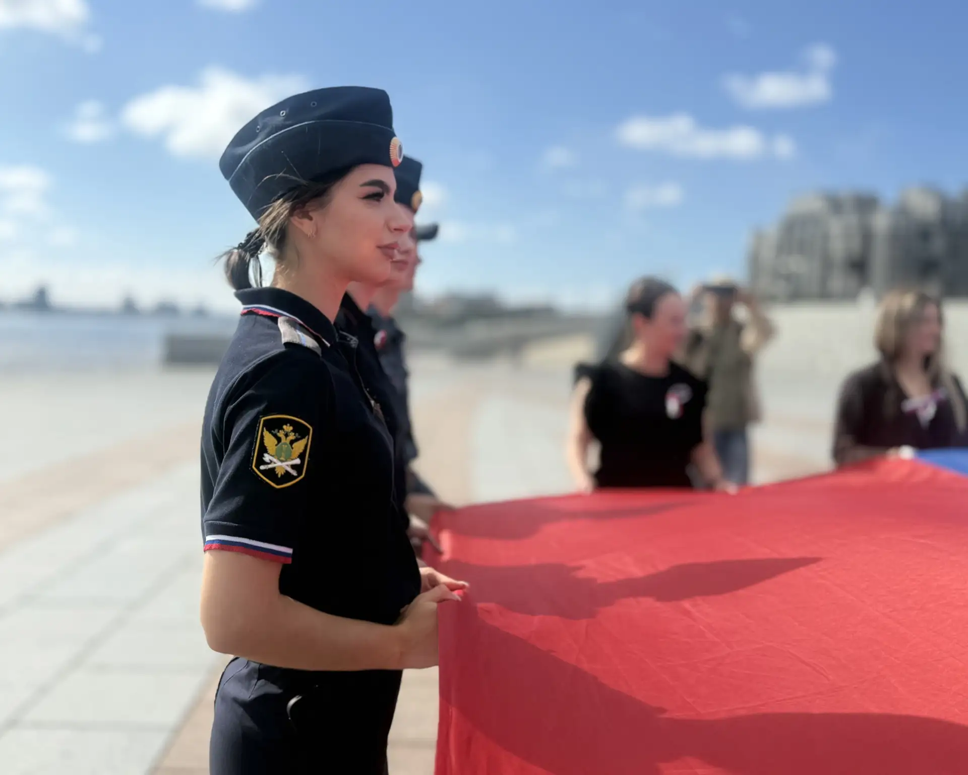 Амурские приставы приняли участие в патриотической акции 🇷🇺