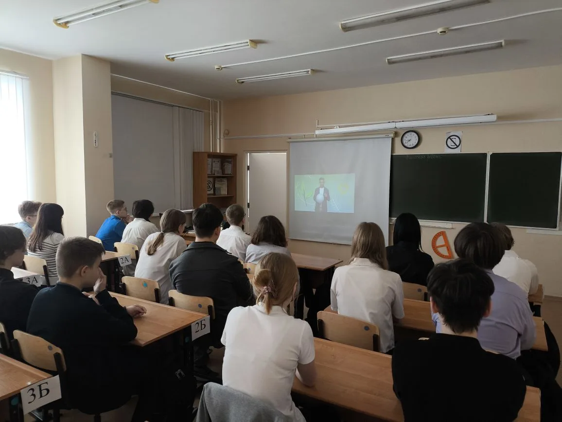 Экологические уроки в школе.  С 12 по 16 марта в ГБОУ СОШ 5 « ОЦ «Лидер» проходили экологические уро