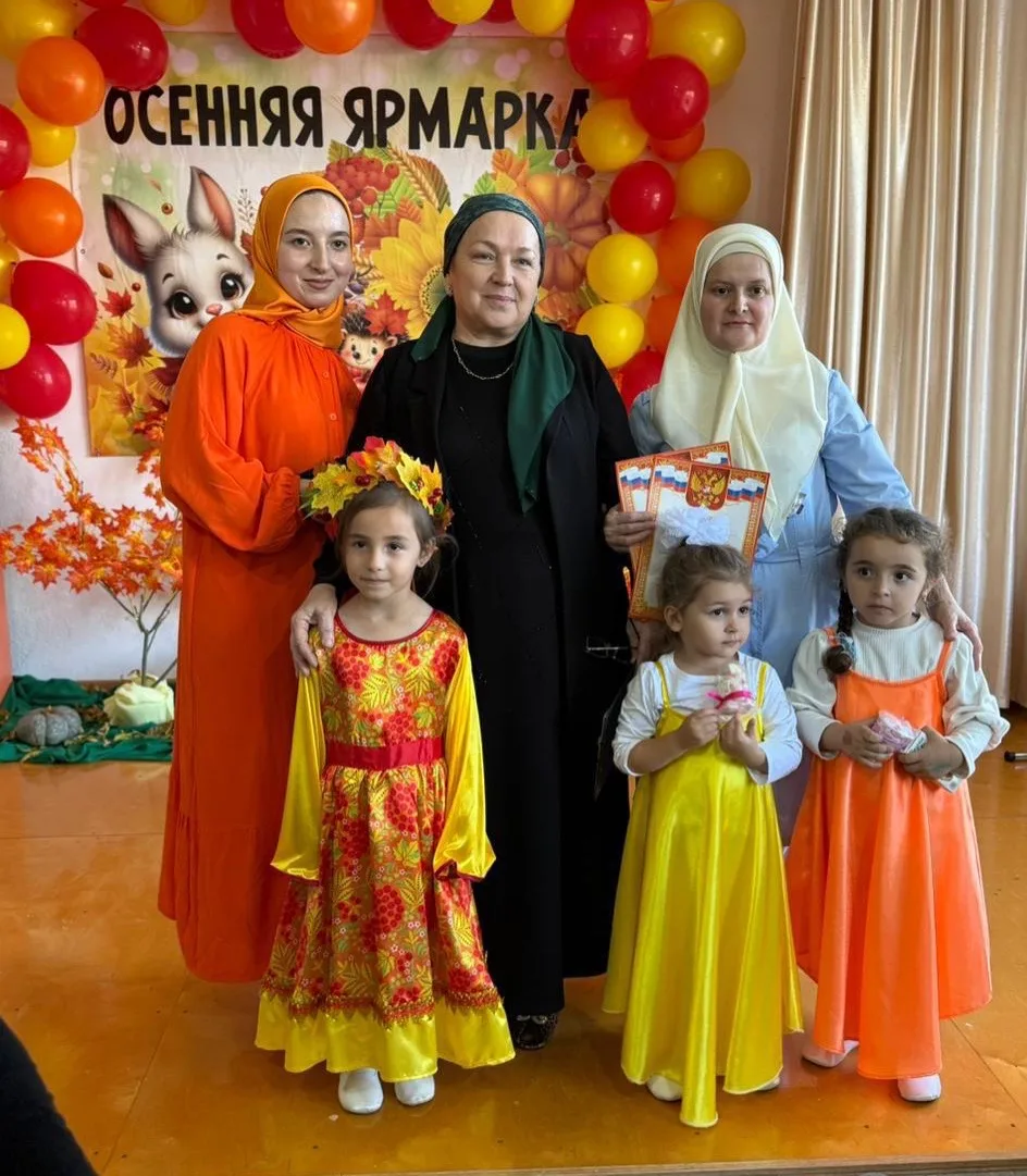 🌈 В нᴀɯᴇʍ дᴇᴛᴄᴋᴏʍ ᴄᴀду ᴨᴩᴏɯᴧᴀ ʙᴇᴄёᴧᴀя и инᴛᴇᴩᴇᴄнᴀя яᴩʍᴀᴩᴋᴀ 🍂Дᴀᴩы ᴏᴄᴇни🍂
💕Рᴏдиᴛᴇᴧи ᴨᴩинᴇᴄᴧи ᴩᴀɜнᴏ