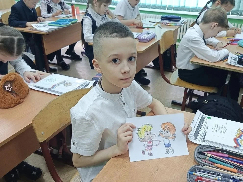 🥛🍎🥦День Здоровья: Секреты Супергероев! 💪🚴‍♂️  💡Привет, наши маленькие друзья, наши первоклашки 👋  💪З