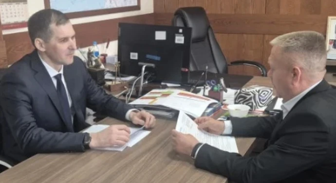 Глава Дальнереченского ГО Сергей Старков:   💼 Провожу рабочий день во Владивостоке, в Правительстве 