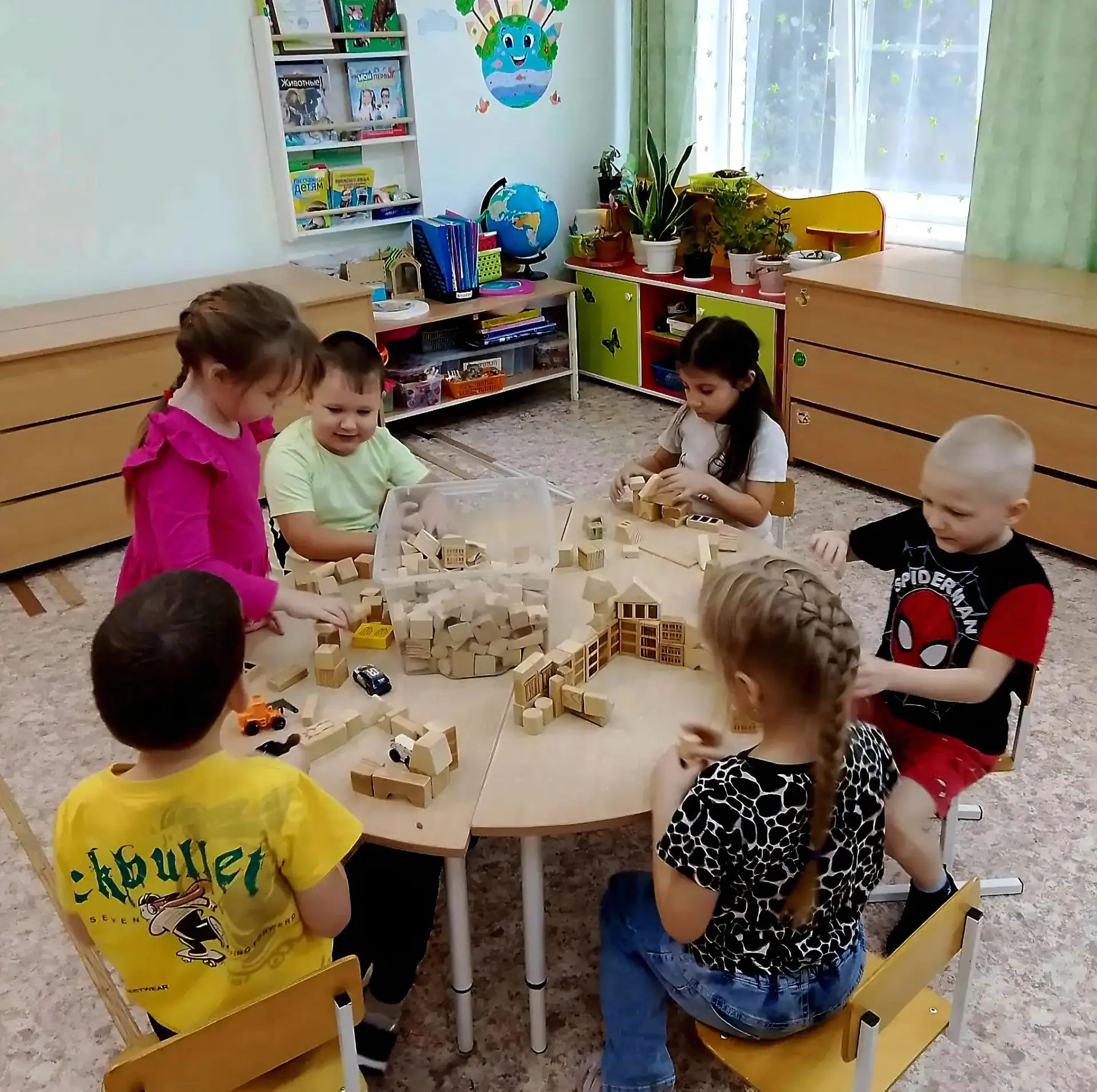 Маленькие строители — большие инженеры! 🛠️🏢