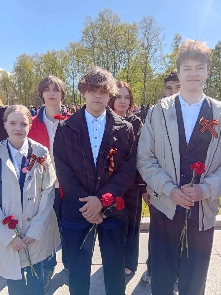 "Неделя Памяти" в нашей школе 🎗Городская акция «Памяти павших будьте достойны» В преддверии Дня Побе