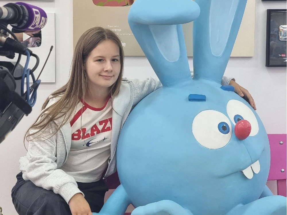 ГК «Рики» организовала теплый прием в Санкт-Петербурге Ксюши из Болохово – автора резон...