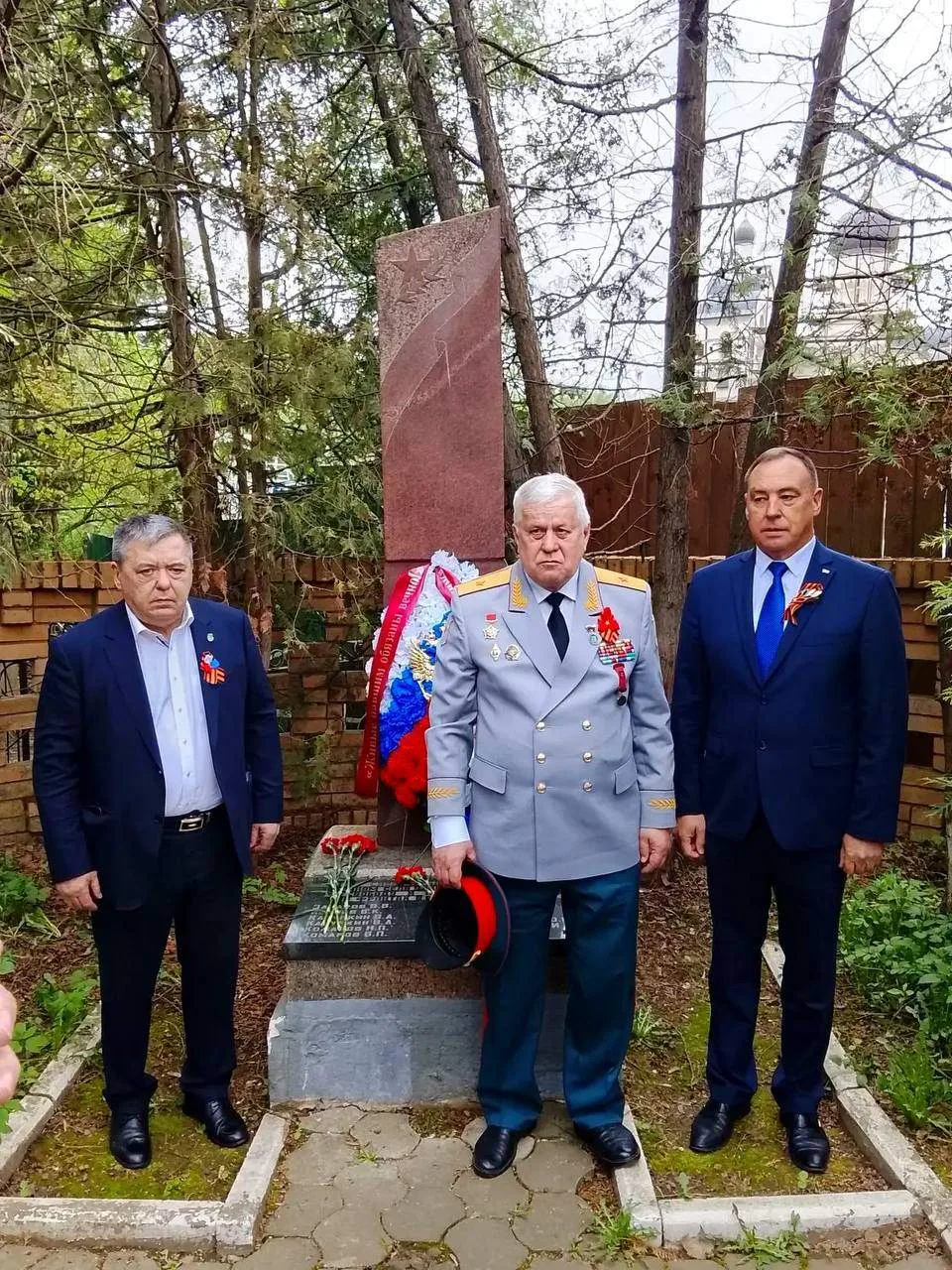 Вечная слава героям Великой Отечественной войны!  Ежегодно, в День Победы, мы вспоминаем тех, кто за