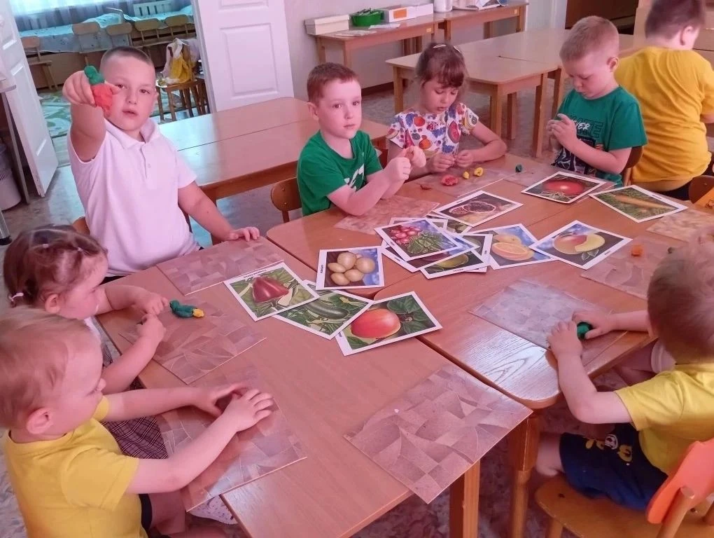 Важную роль в сохранении и укреплении здоровья играет правильное питание. А в летнее время🌞 для это
