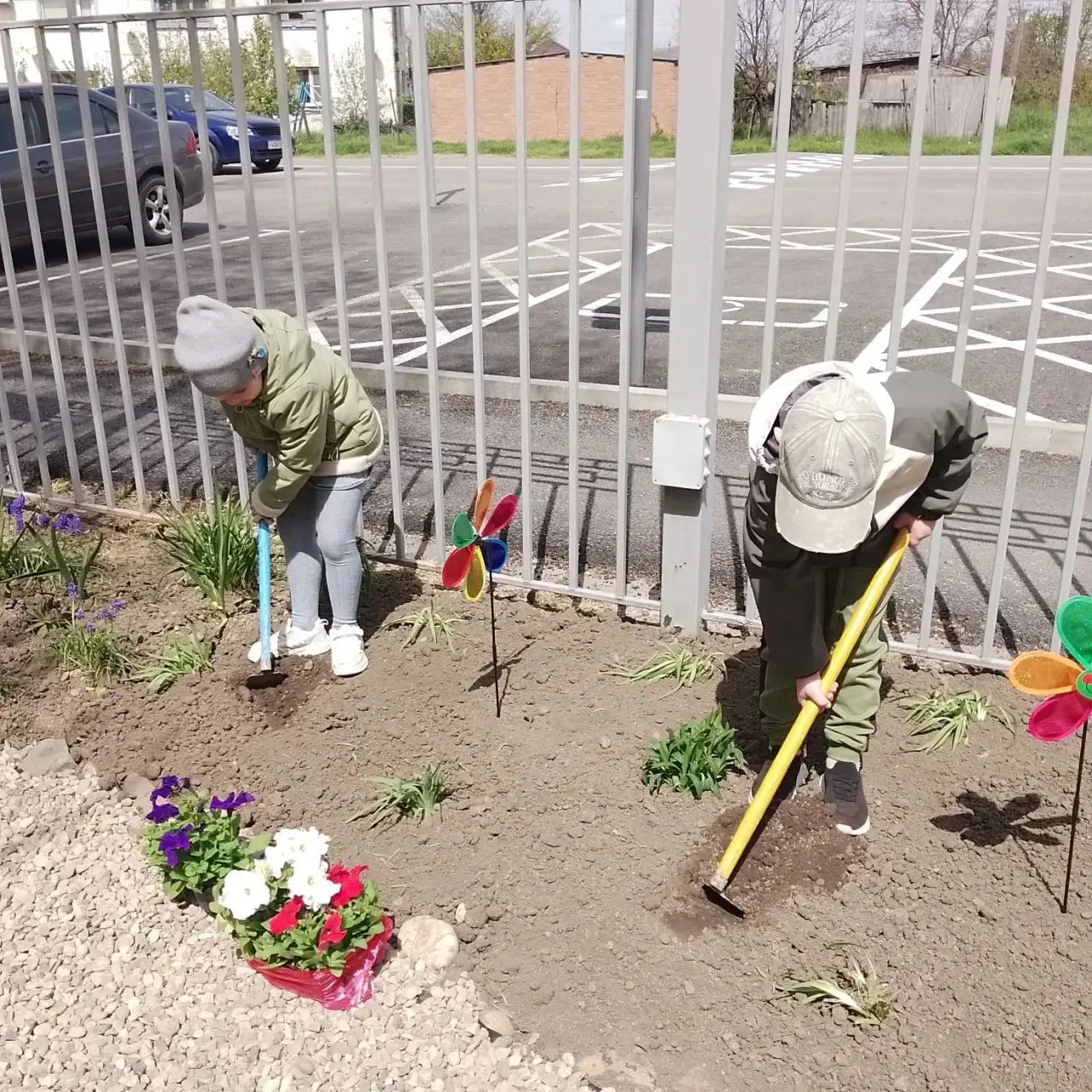 В МБДОУ 36 прошла весенняя акция💟 "Трудовой десант" посвященный празднику Весны и Труд...
