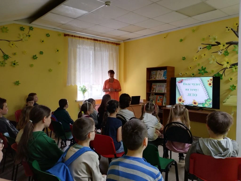 3 июня участники летней игровой площадки посетили Новозавидовскую детскую библиотеку