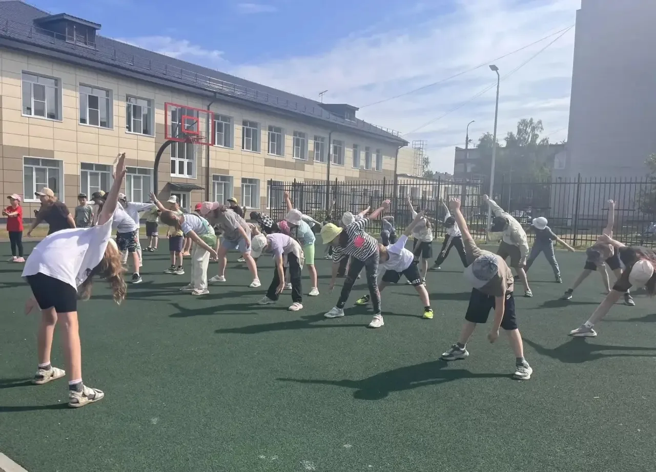 🌞Сегодня в летнем пришкольном лагере "Солнышко" прошли мероприятия, посвящённые Дню памяти и скорби