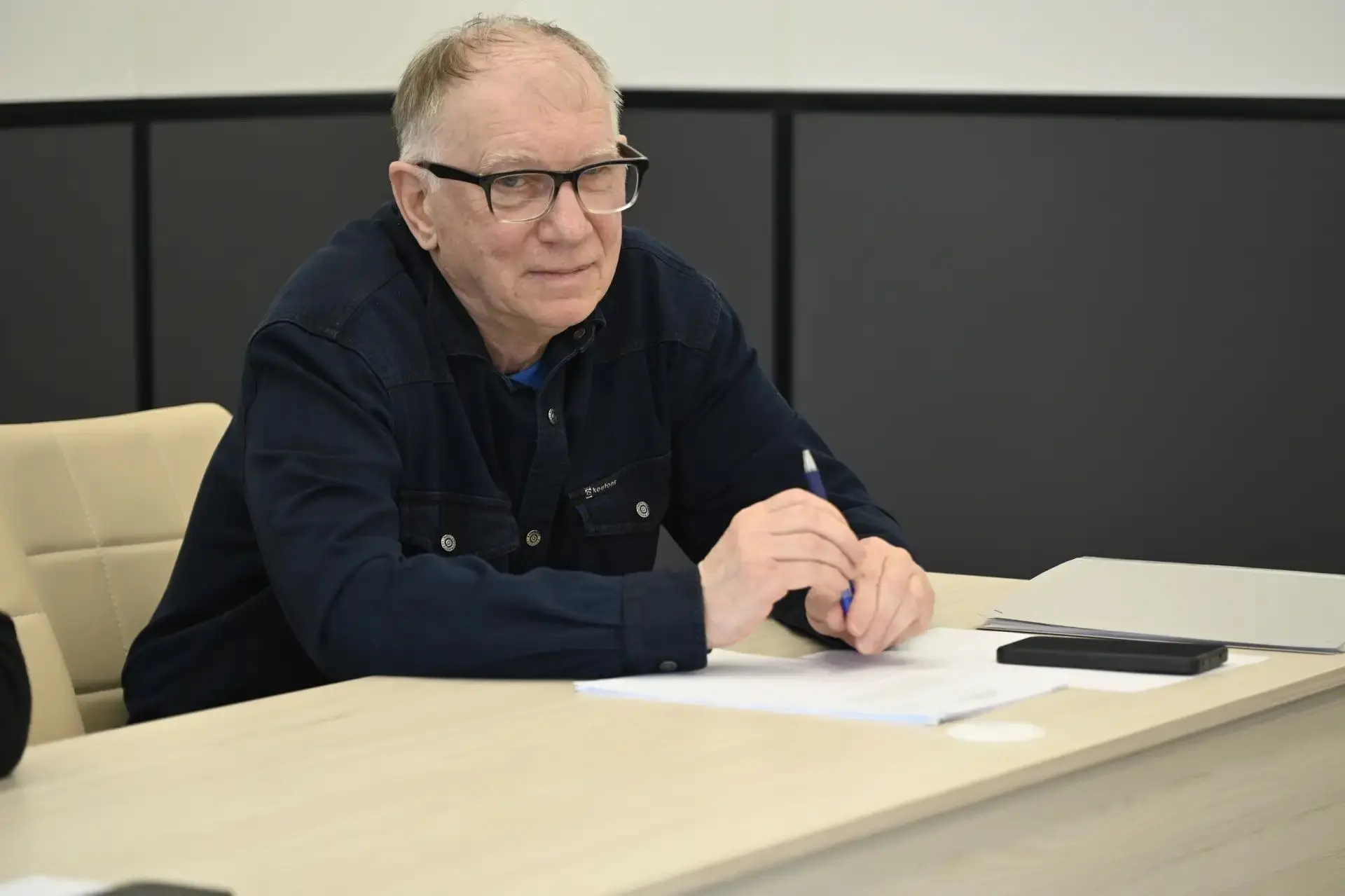 Владимир Евменьков:  Провел заключительное перед отпускным сезоном заседание Общественного совета.  
