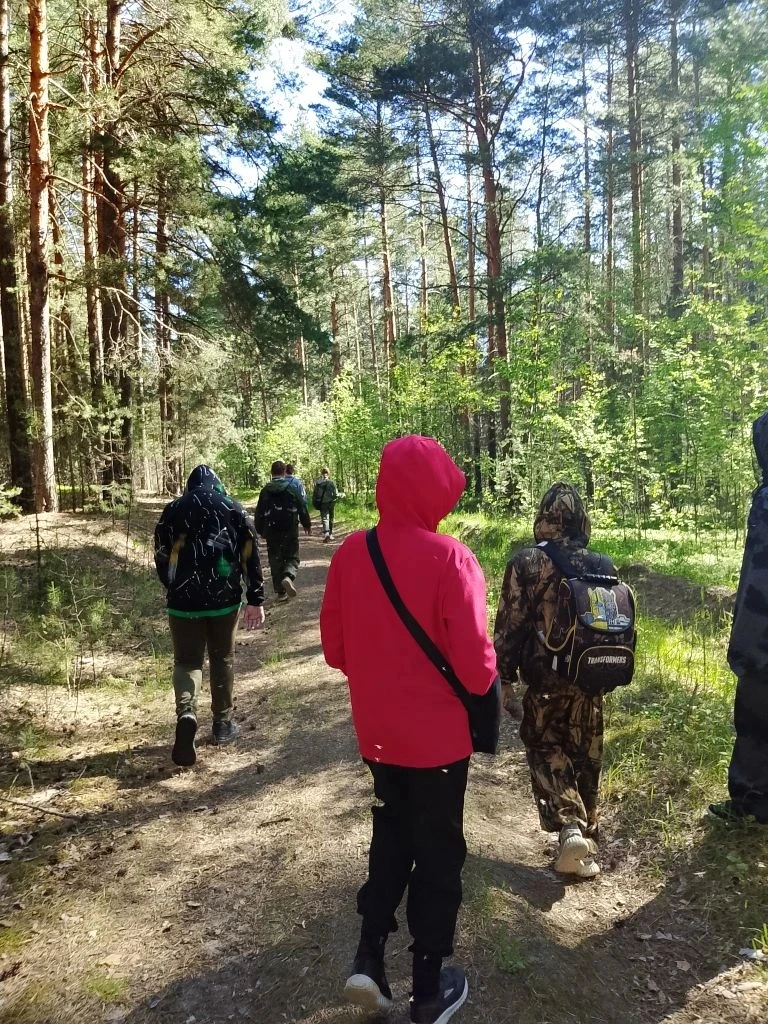 Первый шаг сделан! 
🗺️ Наша экспедиция стартовала!
🌿 Состоялся первый полевой выход ребят Белоярск