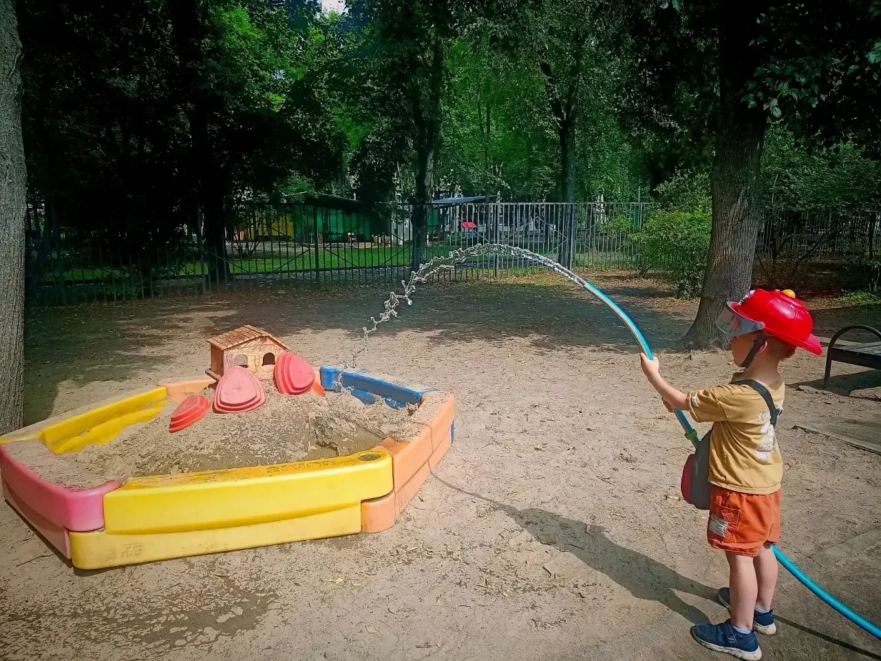 🌈 Кем быть? В «Радуге» знают ответ!
