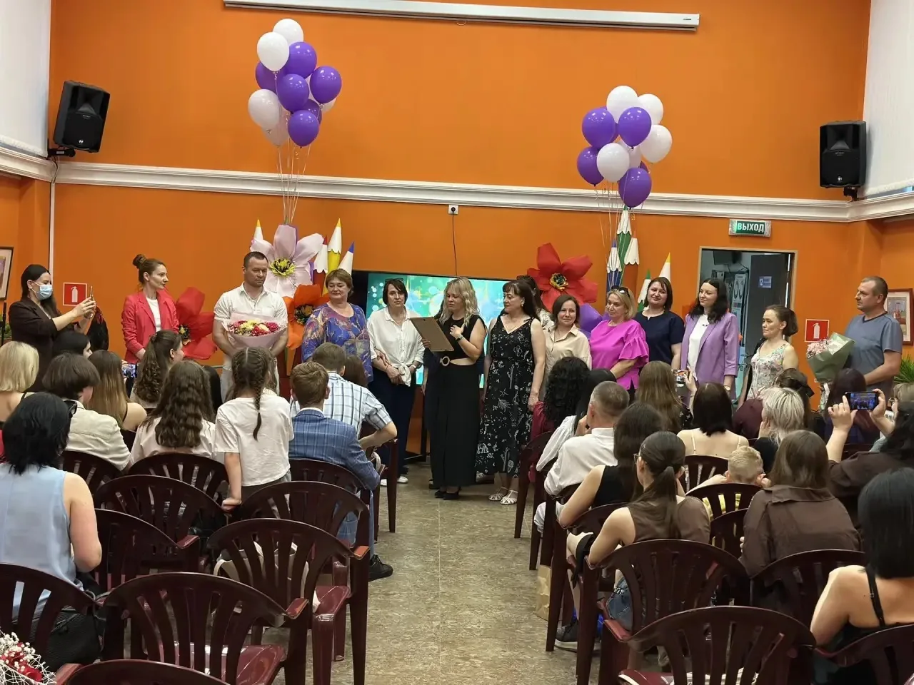 💖🎓 Дипломы получены, двери в будущее открыты! 🎓💖