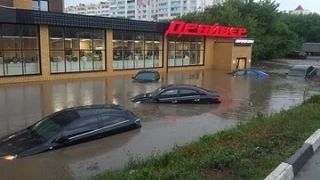 Суд принял решение по иску об утонувших во время ливня машинах