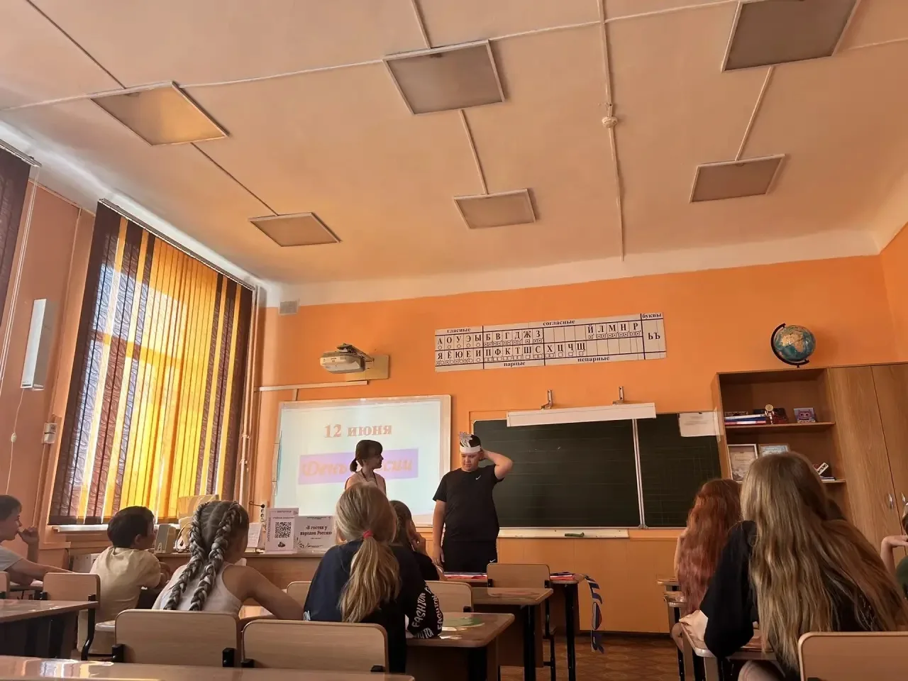 | 1️⃣0️⃣ ДЕНЬ В ЛАГЕРЕ ДНЕВНОГО ПРЕБЫВАНИЯ "РАДУГА" 🌈|

Десятый день в лагере выдался энергичным, п