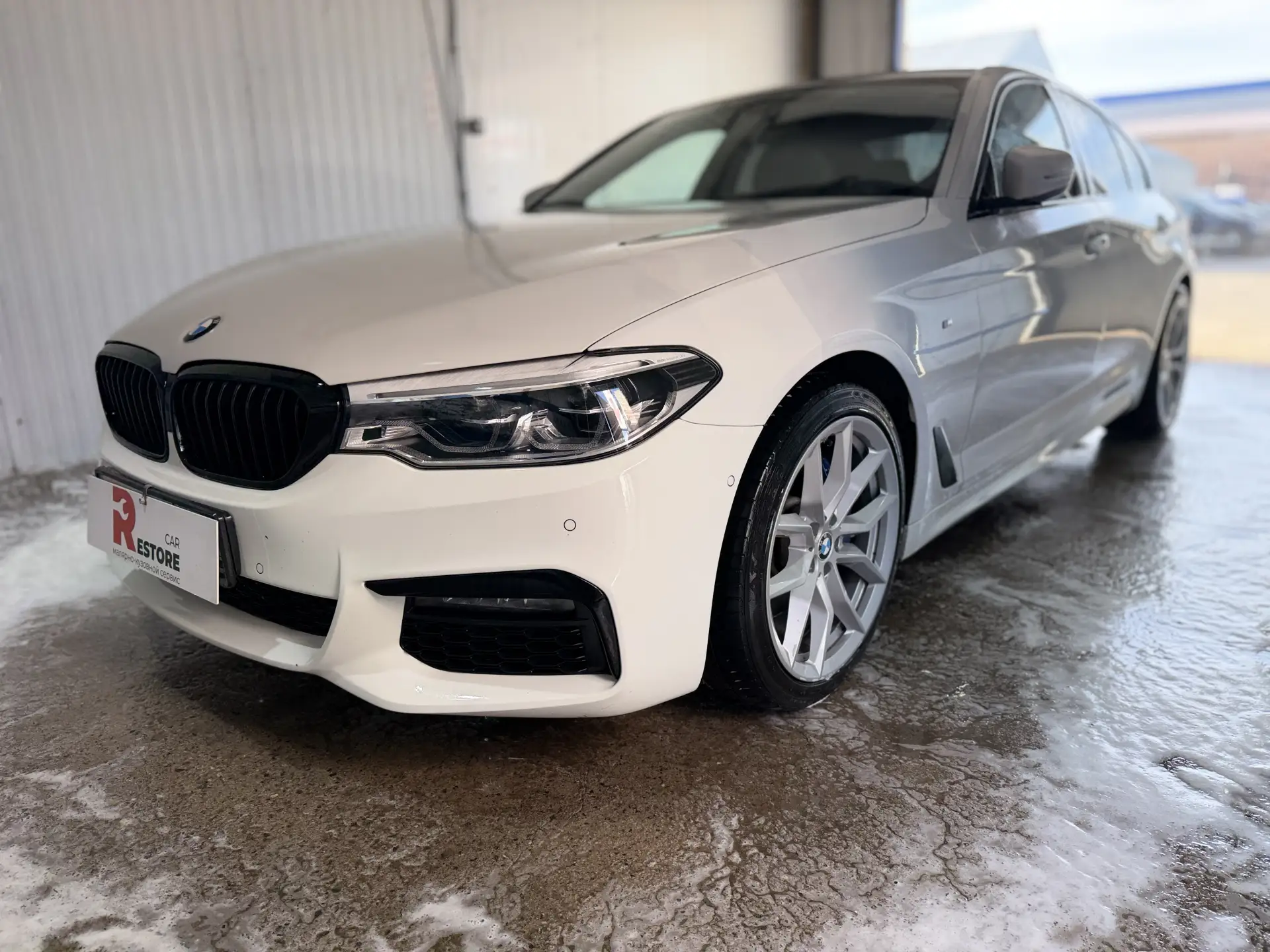 🚘 BMW 5
