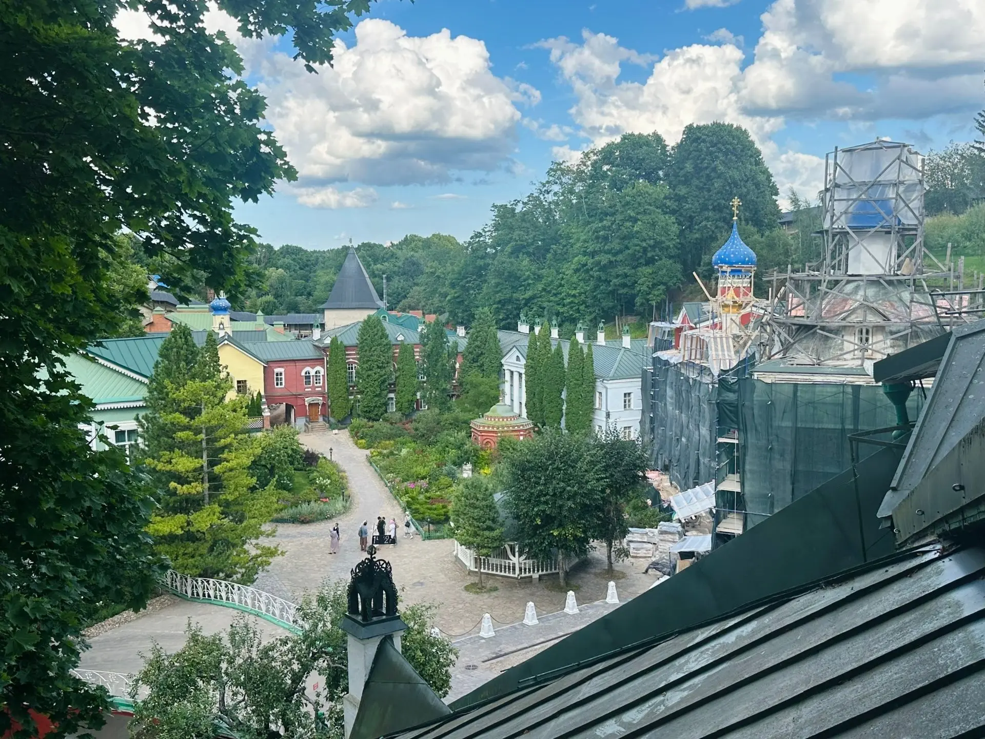 С добрым утром! С воскресным днём!