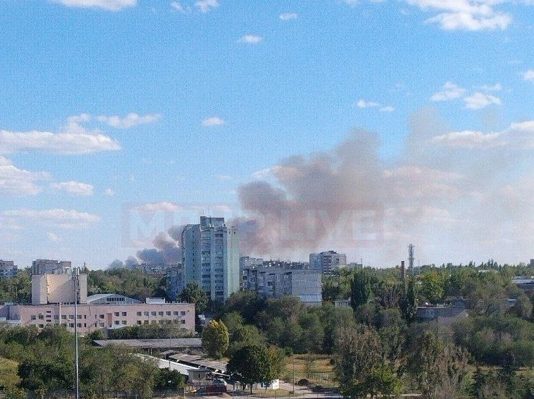 ⚡️Что-то сильно горит в Луганске.