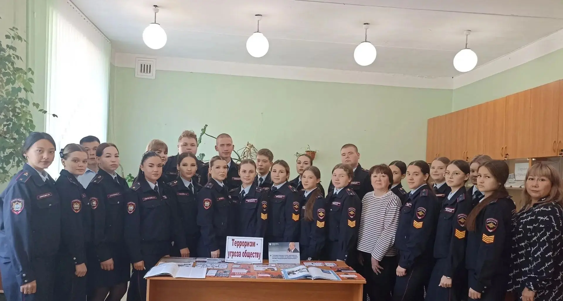 Ко Дню солидарности в борьбе с терроризмом 3 сентября в библиотеке Стерлитамакского мно...