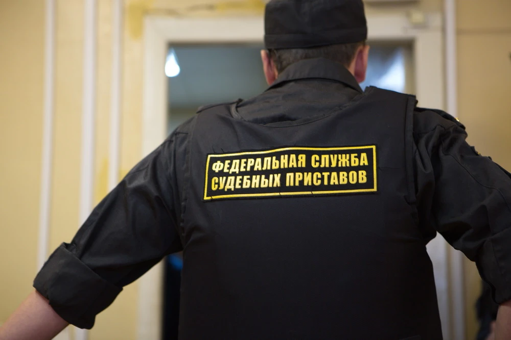 Судебные приставы Выксы восстановили жилищные права женщины и ее взрослой дочери, котор...