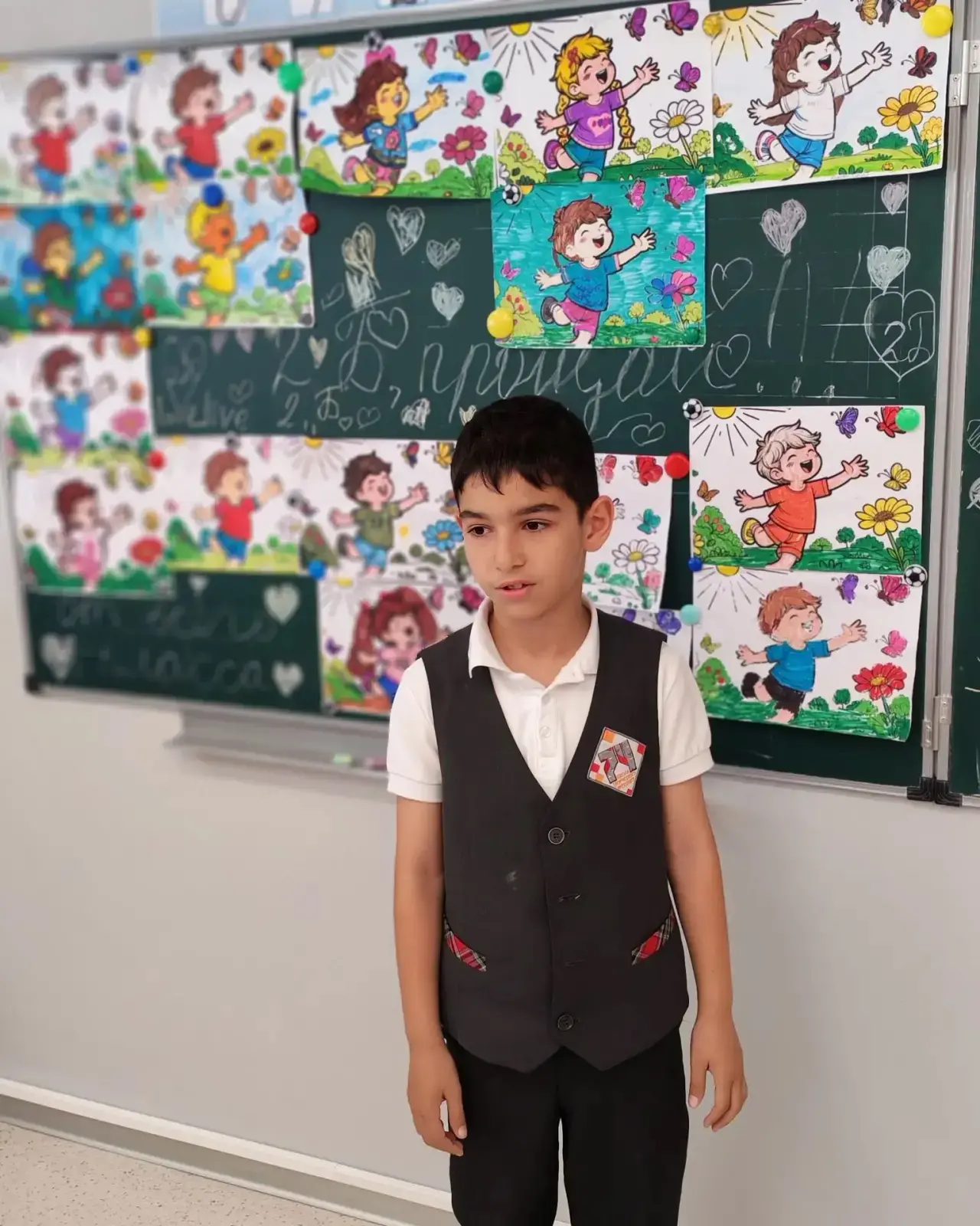 УРА, КАНИКУЛЫ!🎉🥳  В классе 2 «Б» прошёл весёлый и запоминающийся праздник «Ура, каникулы!», которого