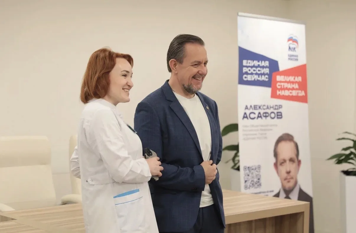 Александр Асафов поздравил медиков с профессиональным праздником

В преддверии Дня медицинского ра